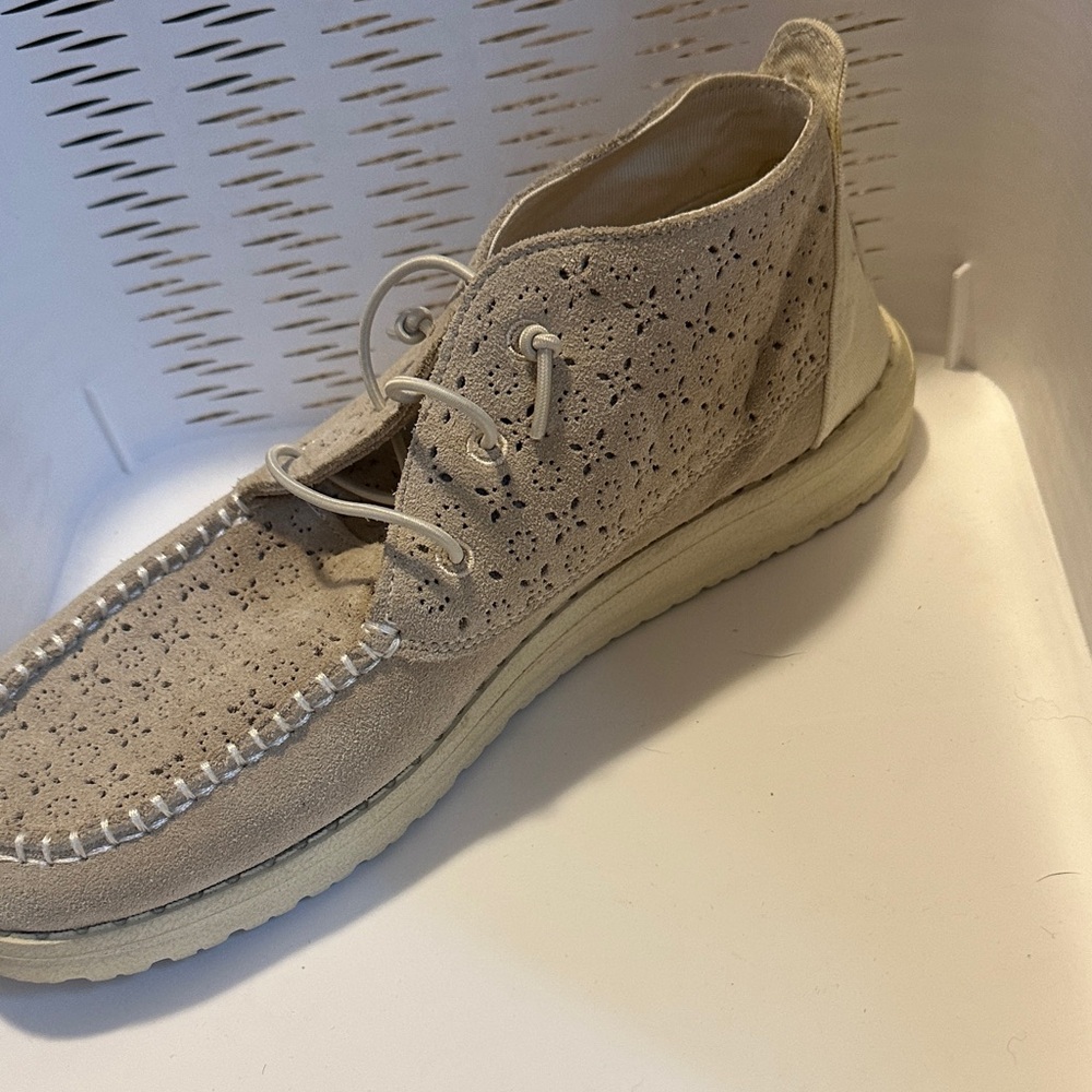 Hey Dude Beige Moccasins - Picture 12 of 14